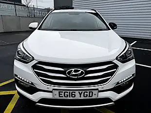 Used 2016 Hyundai Santa Fe Premium White - Interior and Exterior details 3