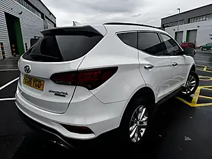 Used 2016 Hyundai Santa Fe Premium White - Interior and Exterior details 5