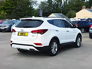 Used 2016 Hyundai Santa Fe Premium White - Interior and Exterior details 10