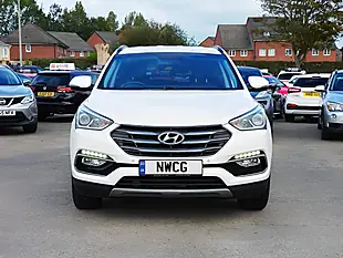 Used 2016 Hyundai Santa Fe Premium White - Interior and Exterior details 3