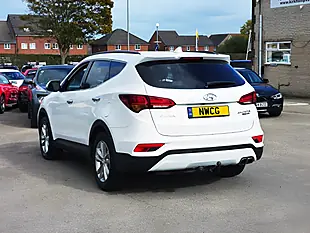Used 2016 Hyundai Santa Fe Premium White - Interior and Exterior details 7