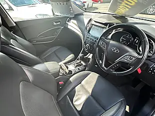 Used 2016 Hyundai Santa Fe Prm Bd Silver - Interior and Exterior details 10