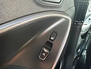 Used 2016 Hyundai Santa Fe Prm Bd Silver - Interior and Exterior details 17