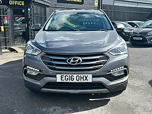Used 2016 Hyundai Santa Fe Prm Bd Silver - Interior and Exterior details 9