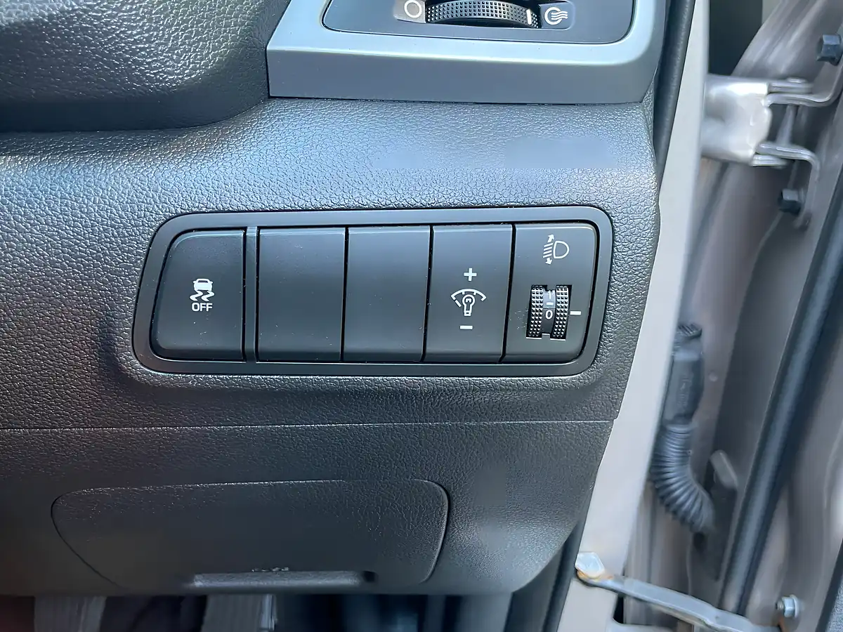 Used 2016 Hyundai Tucson Blue Drive S Beige - Interior and Exterior details 17