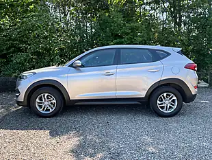 Used 2016 Hyundai Tucson Blue Drive S Beige - Interior and Exterior details 6