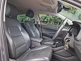 Used 2016 Hyundai Tucson Premium Grey - Interior and Exterior details 10