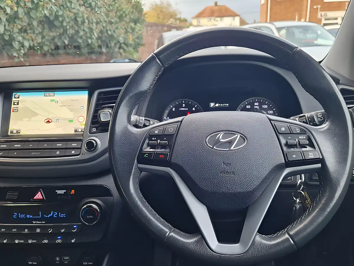 Used 2016 Hyundai Tucson Premium Grey - Interior and Exterior details 15