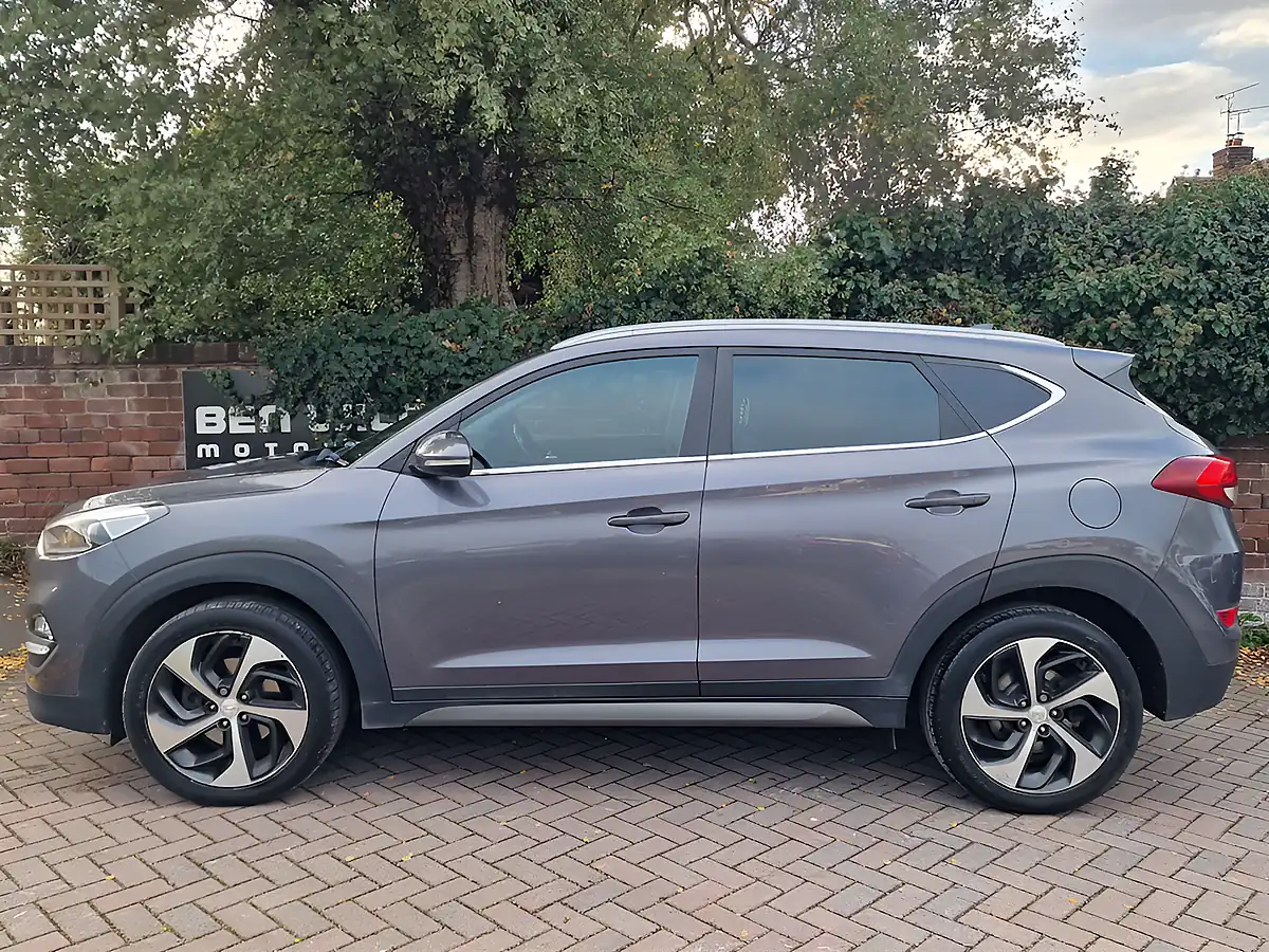Used 2016 Hyundai Tucson Premium Grey - Interior and Exterior details 2