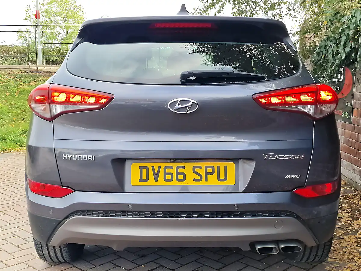 Used 2016 Hyundai Tucson Premium Grey - Interior and Exterior details 4