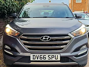 Used 2016 Hyundai Tucson Premium Grey - Interior and Exterior details 6