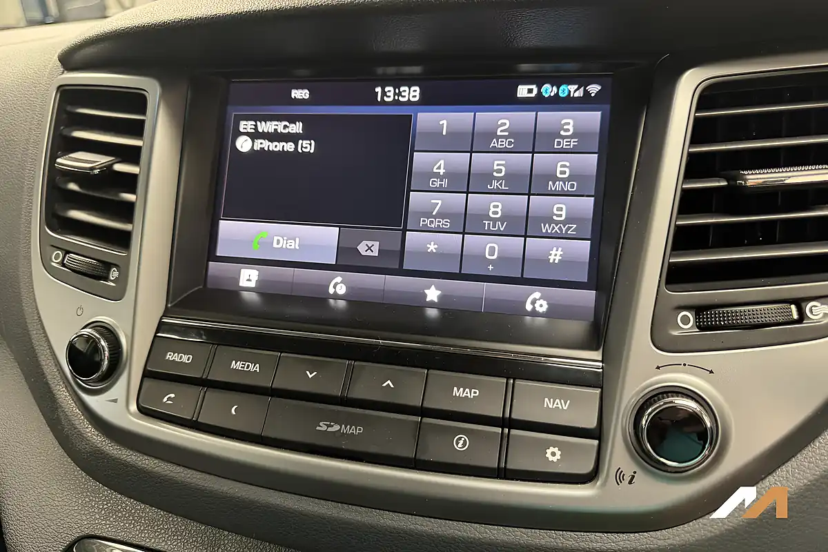Used 2016 Hyundai Tucson Premium Platinum Silver - Interior and Exterior details 17