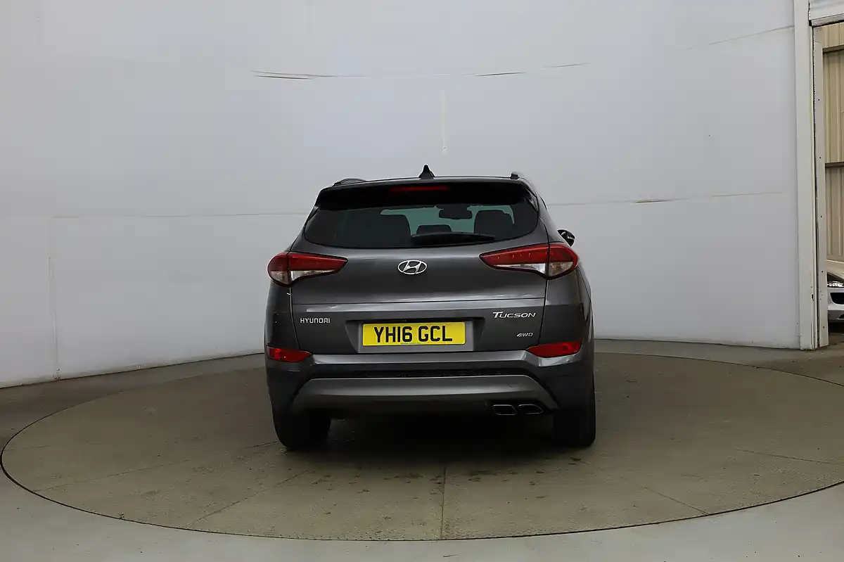 Used 2016 Hyundai Tucson Premium Se Grey - Interior and Exterior details 4