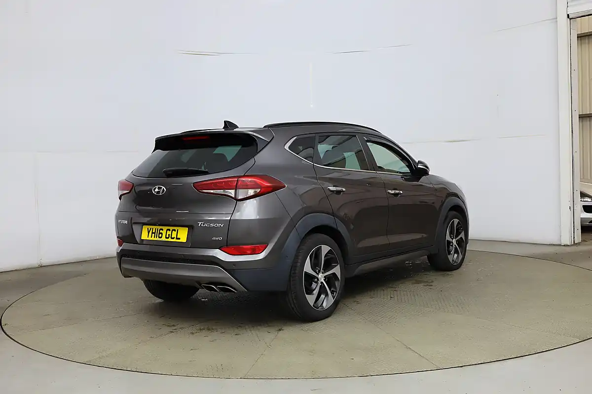 Used 2016 Hyundai Tucson Premium Se Grey - Interior and Exterior details 6