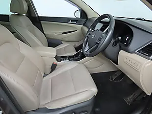 Used 2016 Hyundai Tucson Premium Se Grey - Interior and Exterior details 8