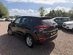 Used 2016 Hyundai Tucson S Black - Interior and Exterior details 11