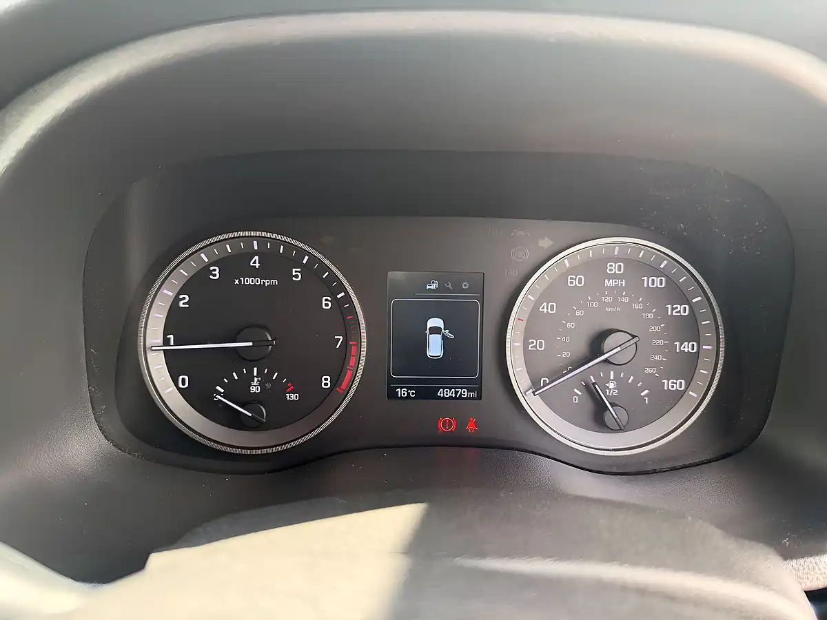 Used 2016 Hyundai Tucson S Black - Interior and Exterior details 14