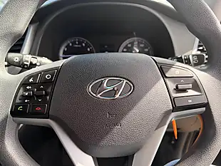 Used 2016 Hyundai Tucson S Black - Interior and Exterior details 9