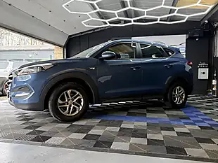 Used 2016 Hyundai Tucson S Blue - Interior and Exterior details 12