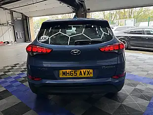 Used 2016 Hyundai Tucson S Blue - Interior and Exterior details 6