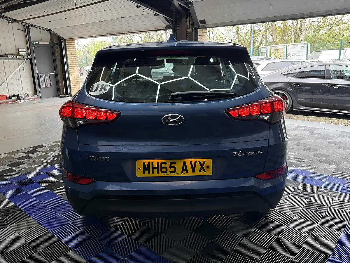 Used 2016 Hyundai Tucson S Blue - Interior and Exterior details 6