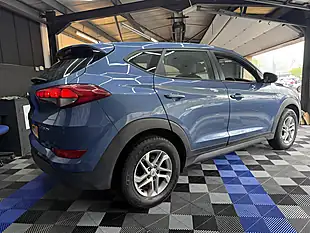 Used 2016 Hyundai Tucson S Blue - Interior and Exterior details 7