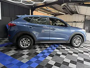 Used 2016 Hyundai Tucson S Blue - Interior and Exterior details 8