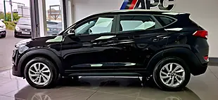 Used 2016 Hyundai Tucson Se Black - Interior and Exterior details 2