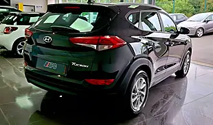 Used 2016 Hyundai Tucson Se Black - Interior and Exterior details 6