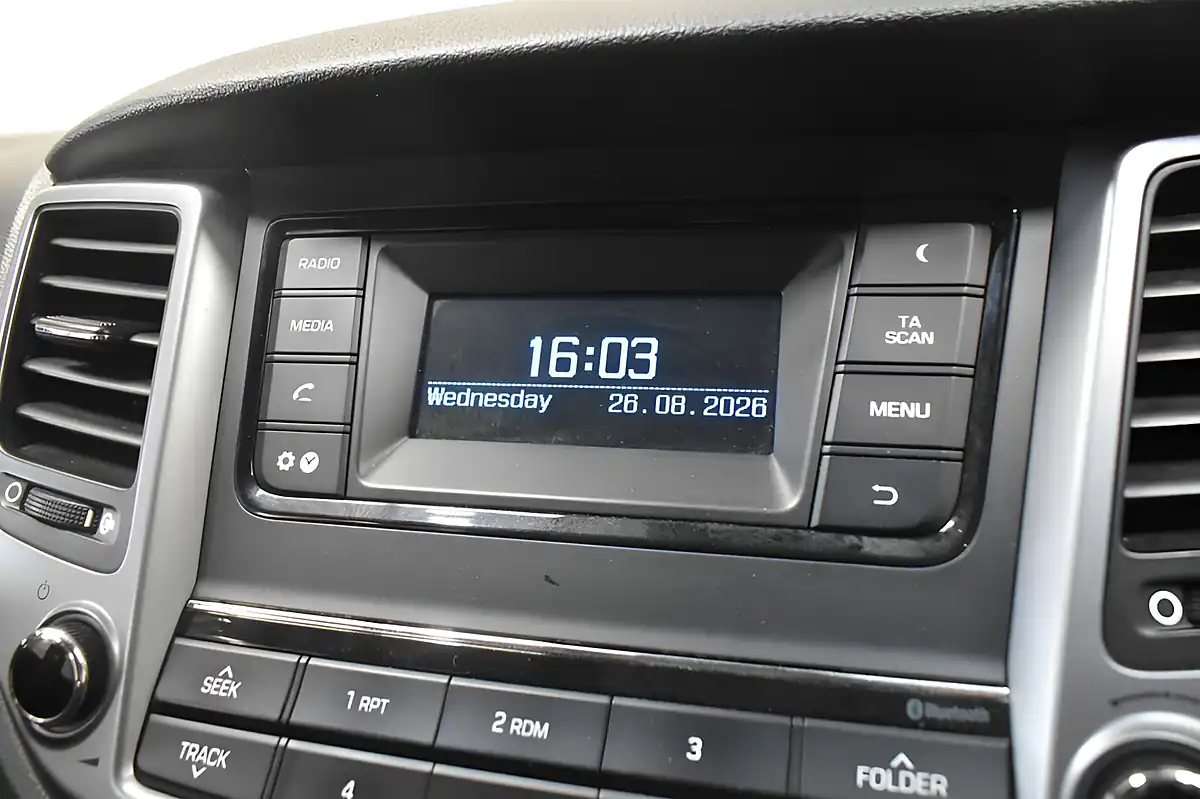 Used 2016 Hyundai Tucson Se Black - Interior and Exterior details 17