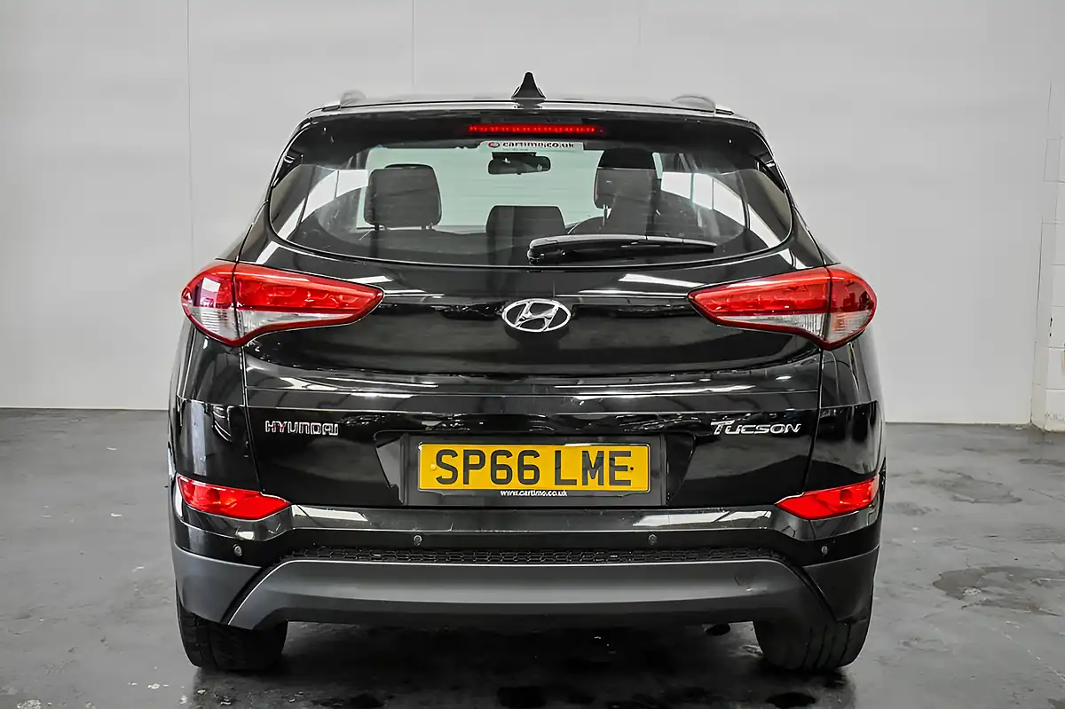 Used 2016 Hyundai Tucson Se Black - Interior and Exterior details 7