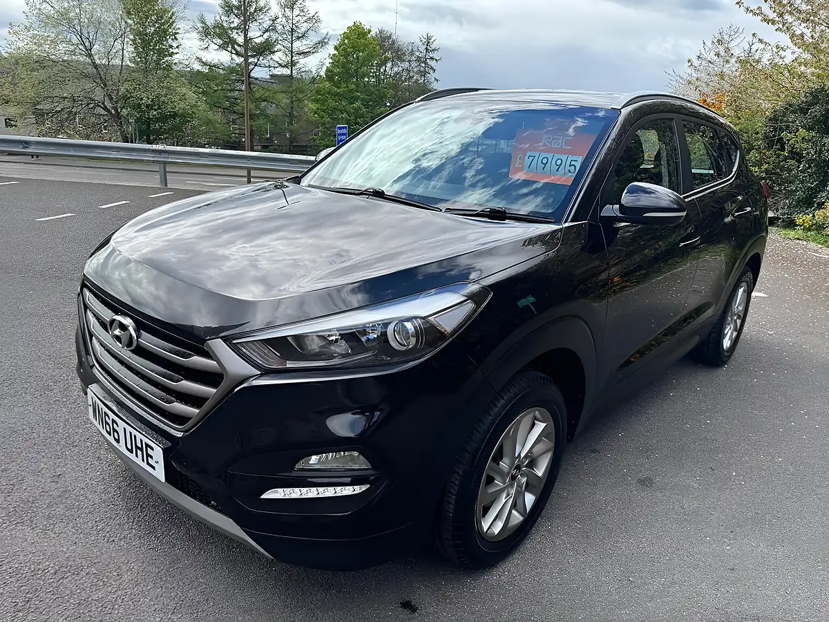 Used 2016 Hyundai Tucson Se Black - Interior and Exterior details 10