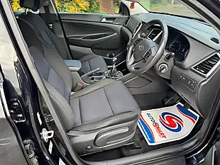 Used 2016 Hyundai Tucson Se Black - Interior and Exterior details 11