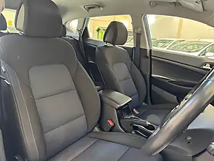 Used 2016 Hyundai Tucson Se Blue - Interior and Exterior details 10