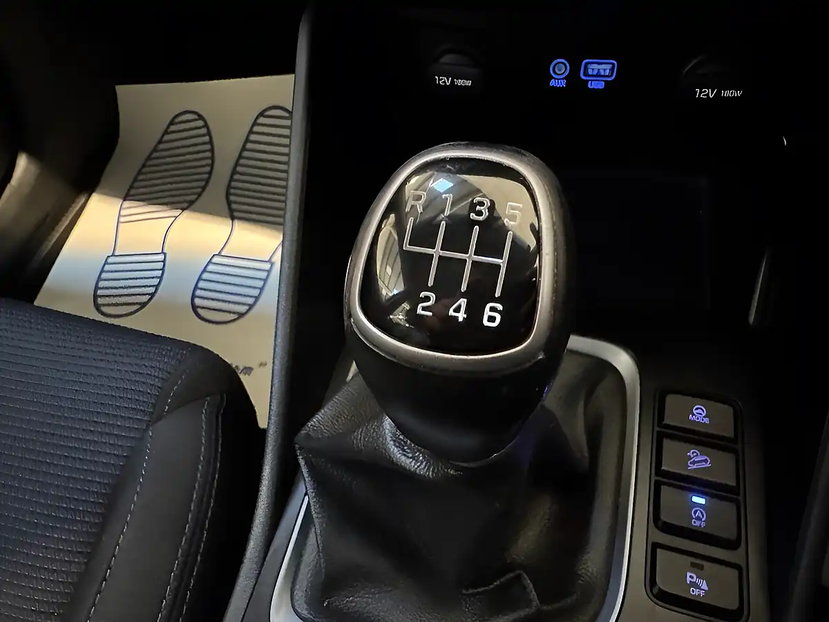 Used 2016 Hyundai Tucson Se Blue - Interior and Exterior details 16