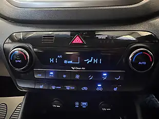 Used 2016 Hyundai Tucson Se Blue - Interior and Exterior details 17