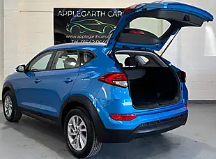 Used 2016 Hyundai Tucson Se Blue - Interior and Exterior details 8