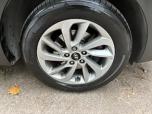 Used 2016 Hyundai Tucson Se Grey - Interior and Exterior details 12