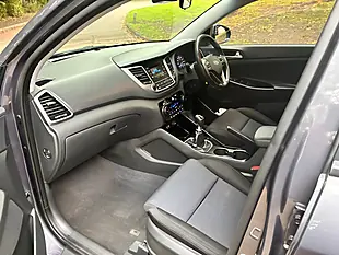 Used 2016 Hyundai Tucson Se Grey - Interior and Exterior details 16