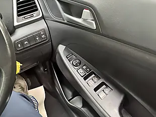 Used 2016 Hyundai Tucson Se Grey - Interior and Exterior details 19