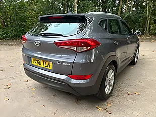 Used 2016 Hyundai Tucson Se Grey - Interior and Exterior details 6