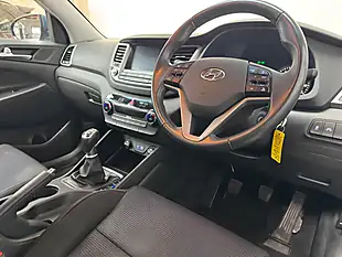 Used 2016 Hyundai Tucson Se Nav Ara Blue - Interior and Exterior details 3