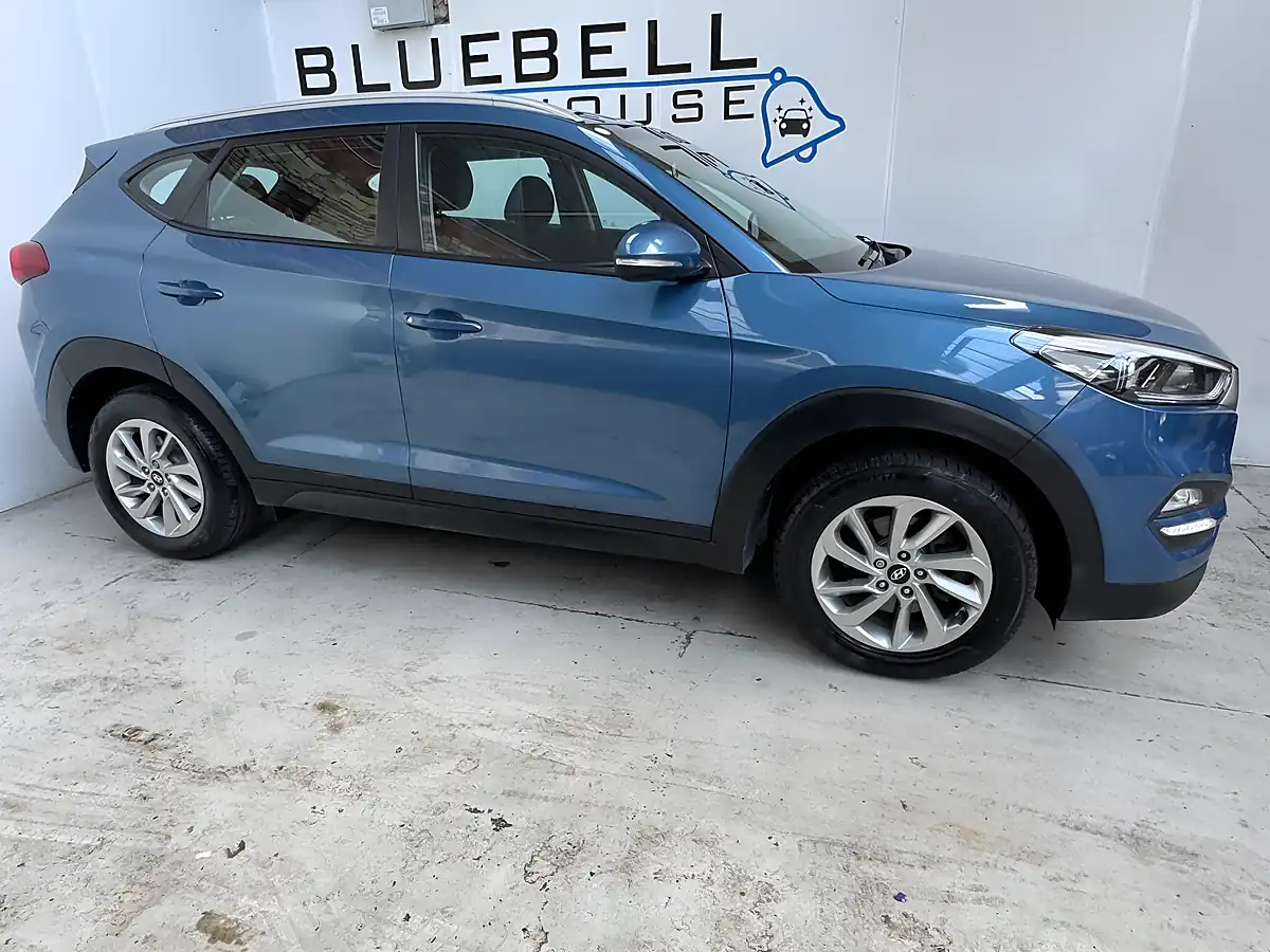 Used 2016 Hyundai Tucson Se Nav Ara Blue - Interior and Exterior details 8