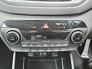 Used 2016 Hyundai Tucson Se Nav Brown - Interior and Exterior details 12
