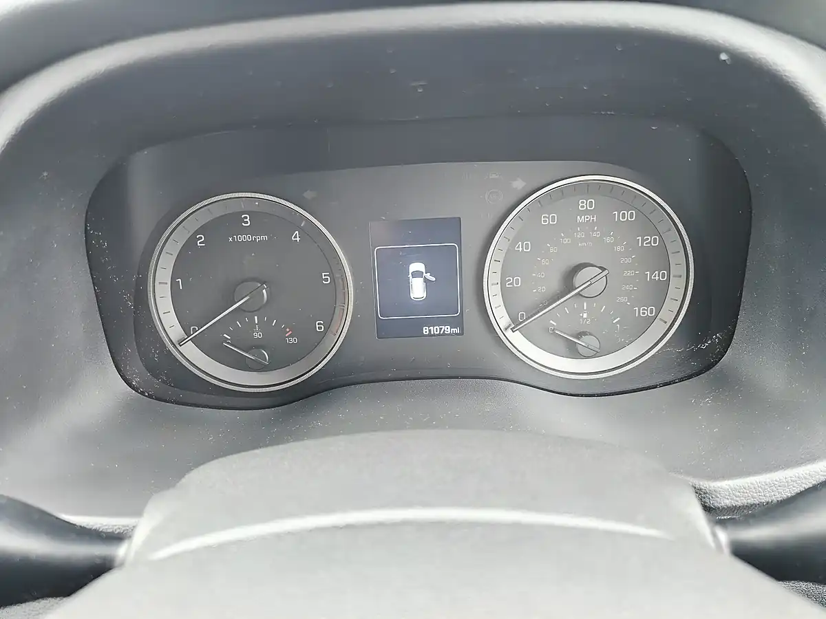 Used 2016 Hyundai Tucson Se Nav Brown - Interior and Exterior details 13
