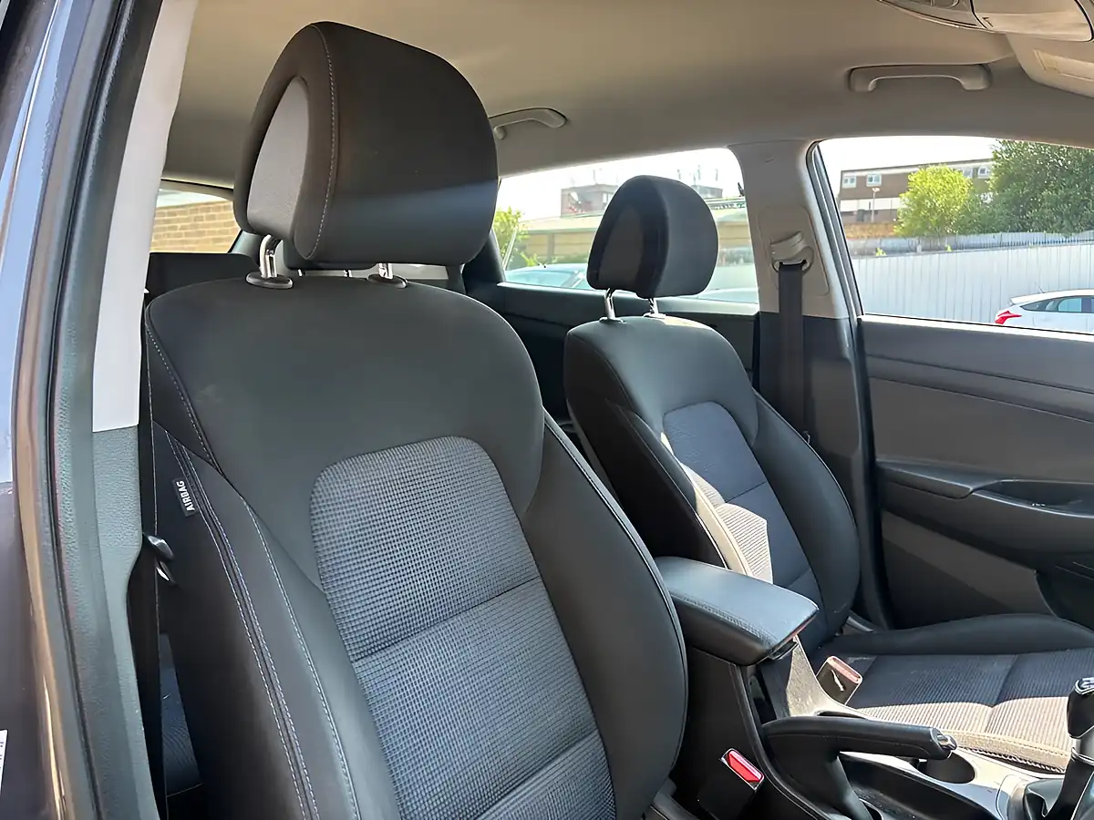 Used 2016 Hyundai Tucson Se Nav Grey - Interior and Exterior details 11