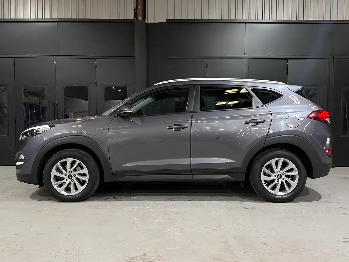 Used 2016 Hyundai Tucson Se Nav Grey - Interior and Exterior details 15