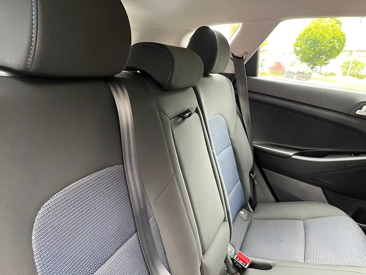 Used 2016 Hyundai Tucson Se Nav Red - Interior and Exterior details 11