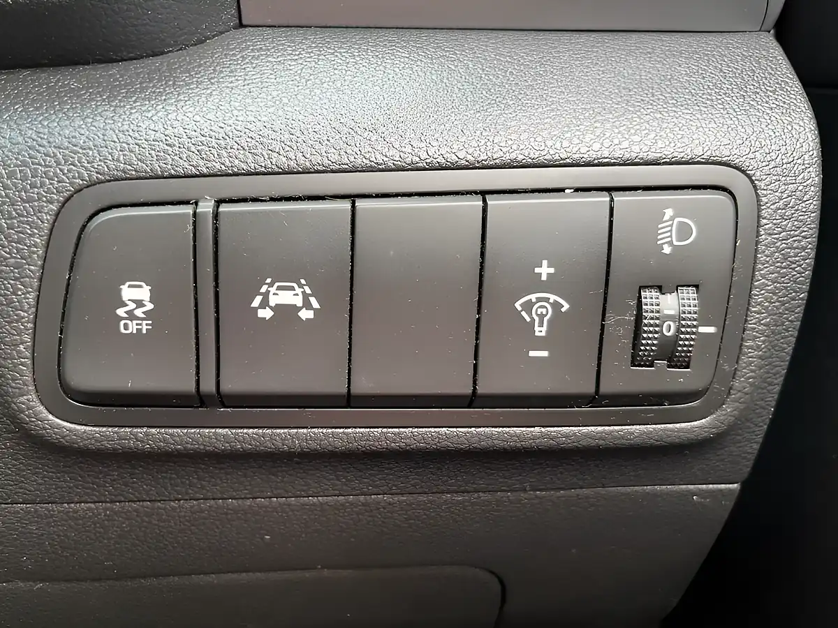 Used 2016 Hyundai Tucson Se Nav Red - Interior and Exterior details 18