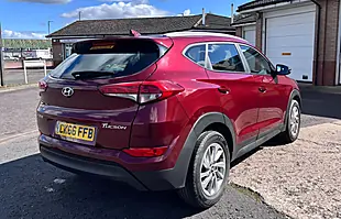 Used 2016 Hyundai Tucson Se Nav Red - Interior and Exterior details 5